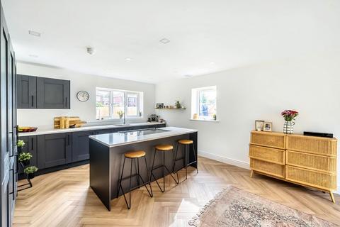 11 Marklands Chase, Astley, Manchester, M29 7TN