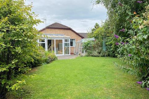 3 bedroom bungalow for sale, Harpswell Close, Derby DE22