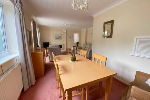 6 Harpswell Close, Allestree, Derby, DE22 2XX