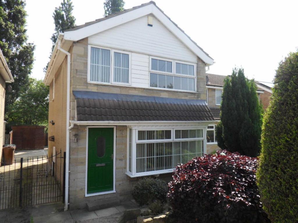 Kirklees Close, Farsley, Pudsey 3 bed detached house £1,100 pcm (£254 pw)