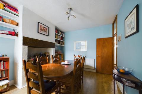 60 Balmoral Road, Lancaster, LA1 3BU