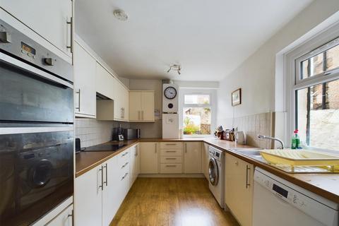 60 Balmoral Road, Lancaster, LA1 3BU