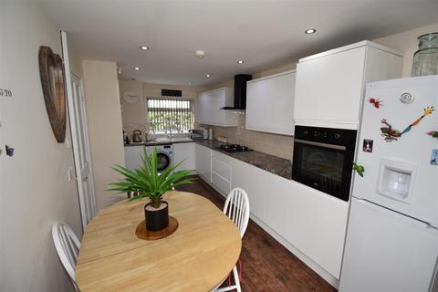 3 bedroom end of terrace house for sale - Auckland Drive, Smiths Wood, Birmingham
