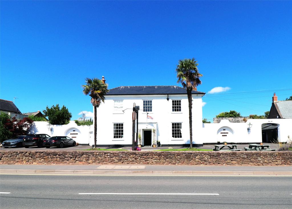 Long Street, Williton, Taunton, Somerset, TA4 19 bed house for sale £
