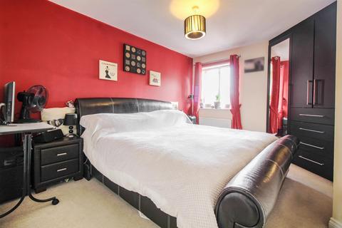 2 bedroom flat for sale - Prince Rupert Drive, Aylesbury