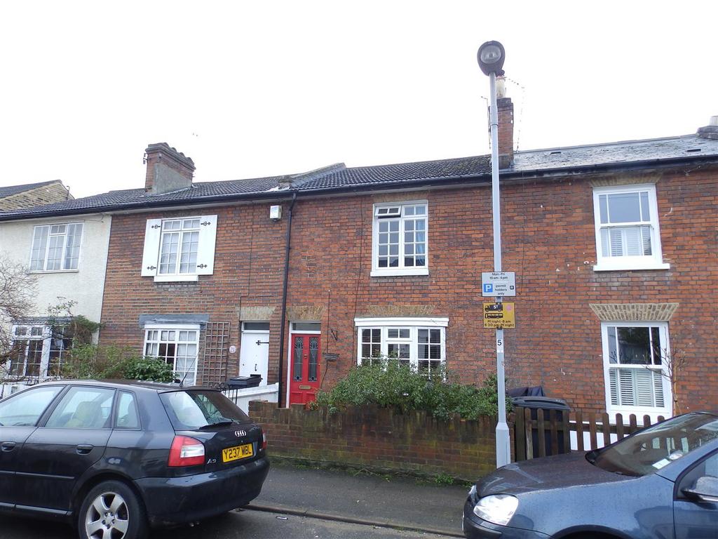 Cleaveland Road, Surbiton 2 bed terraced house £2,200 pcm (£508 pw)