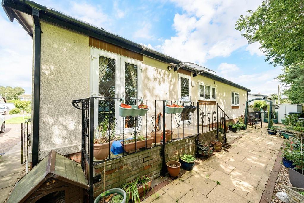 REAR OF THE PROPERTY.jpg