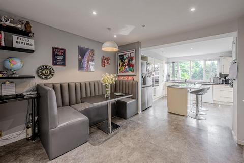1 Elderberry Close, Norton, Stourbridge, DY8 3JN