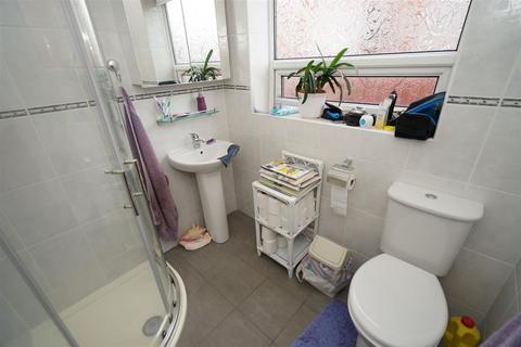 21 Stanley Grove, Horwich, Bolton, BL6 6HB