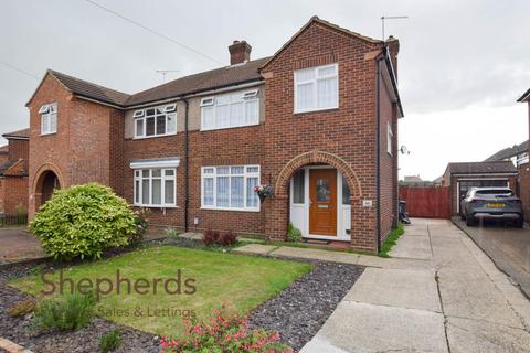 46 Penton Drive, Cheshunt, Waltham Cross, EN8 9RT