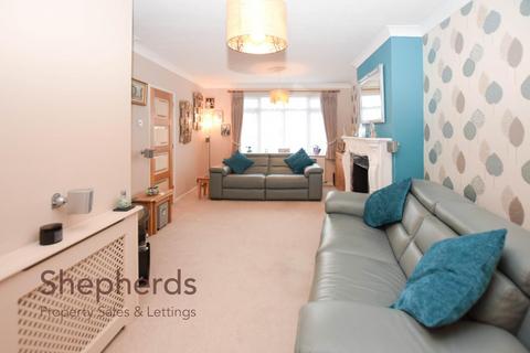 46 Penton Drive, Cheshunt, Waltham Cross, EN8 9RT