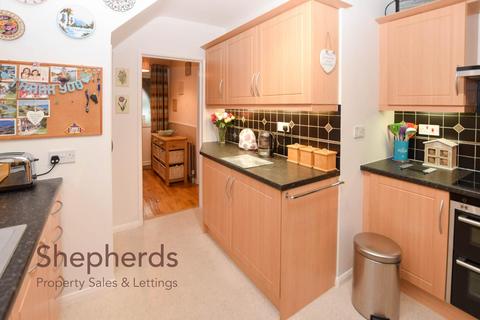 46 Penton Drive, Cheshunt, Waltham Cross, EN8 9RT