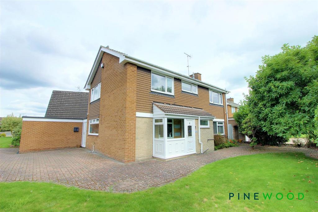 Water Meadows, Worksop S80 4 bed detached house £355,000