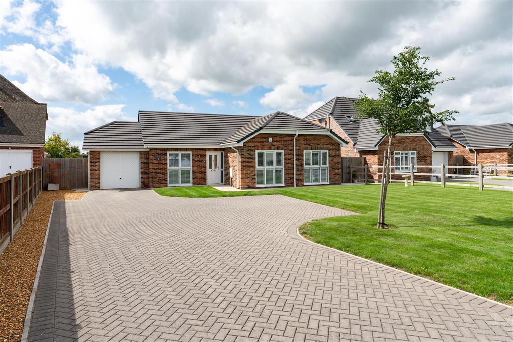 Ash Lane, Down Hatherley, Gloucester 4 bed detached bungalow for sale £650,000