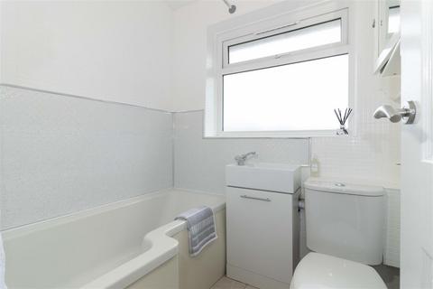 14 Lychpole Walk, Goring By Sea, Worthing, BN12 6NN