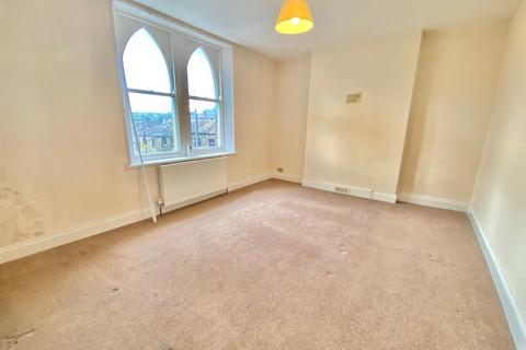 2 bedroom end of terrace house for sale, Greens End Road, Meltham, Holmfirth