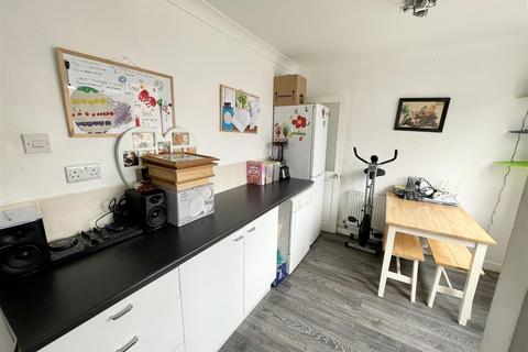 2 Hercules Road, Poole, BH15 4JA