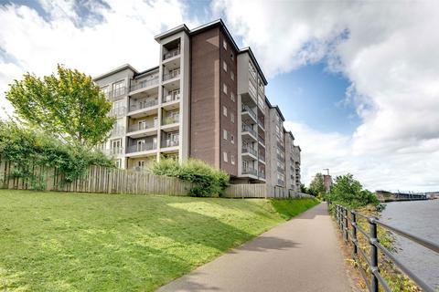 2 bedroom apartment for sale, Tynemouth Pass, Gateshead, NE8