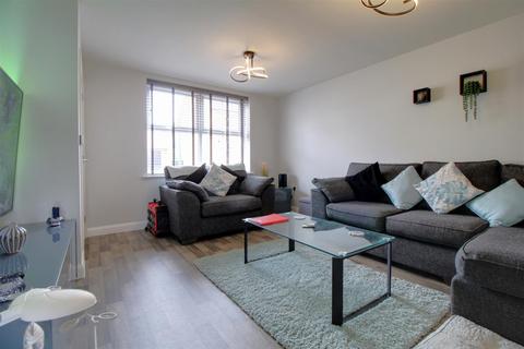33 Brambling Way, Hardwicke, Gloucester, GL2 4DS