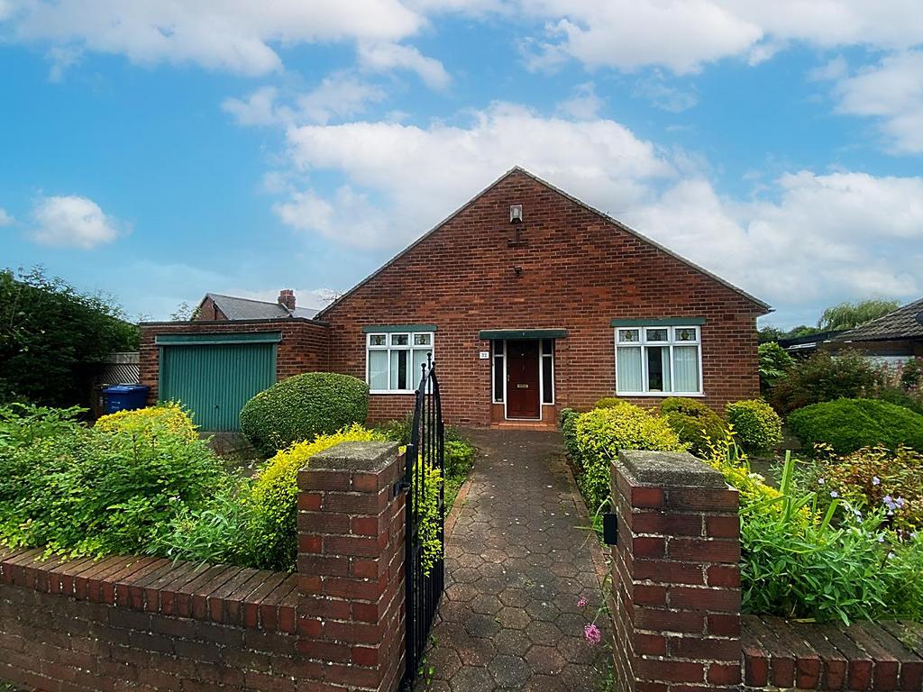 Appletree Gardens, Newcastle Upon Tyne 2 bed detached bungalow £225,000