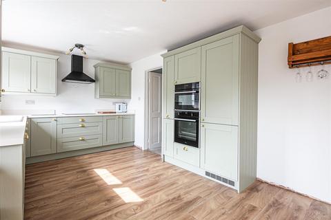 86 Abbey Brook Drive, Sheffield, S8 7UT