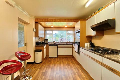 3 bedroom detached house for sale, Dialstone Lane, Stockport