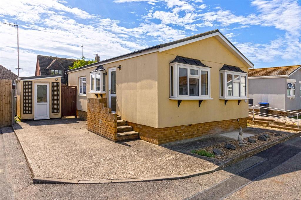 Willowbrook Park, Lancing 2 bed park home for sale £210,000