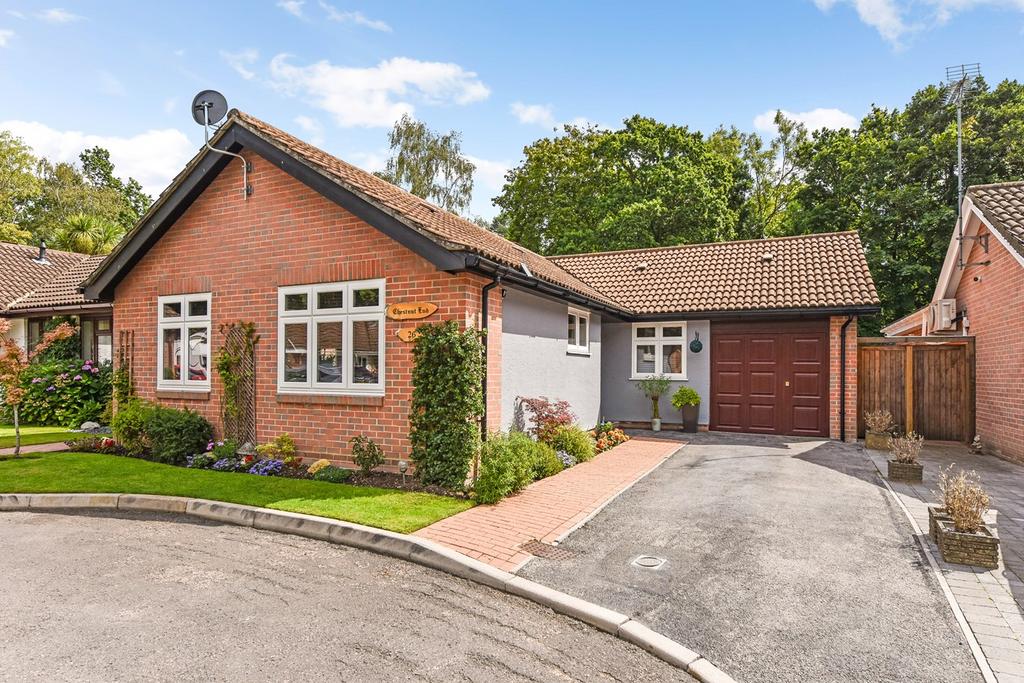 Chestnut Drive, Ashurst, Southampton, SO40 3 bed detached bungalow for sale £585,000
