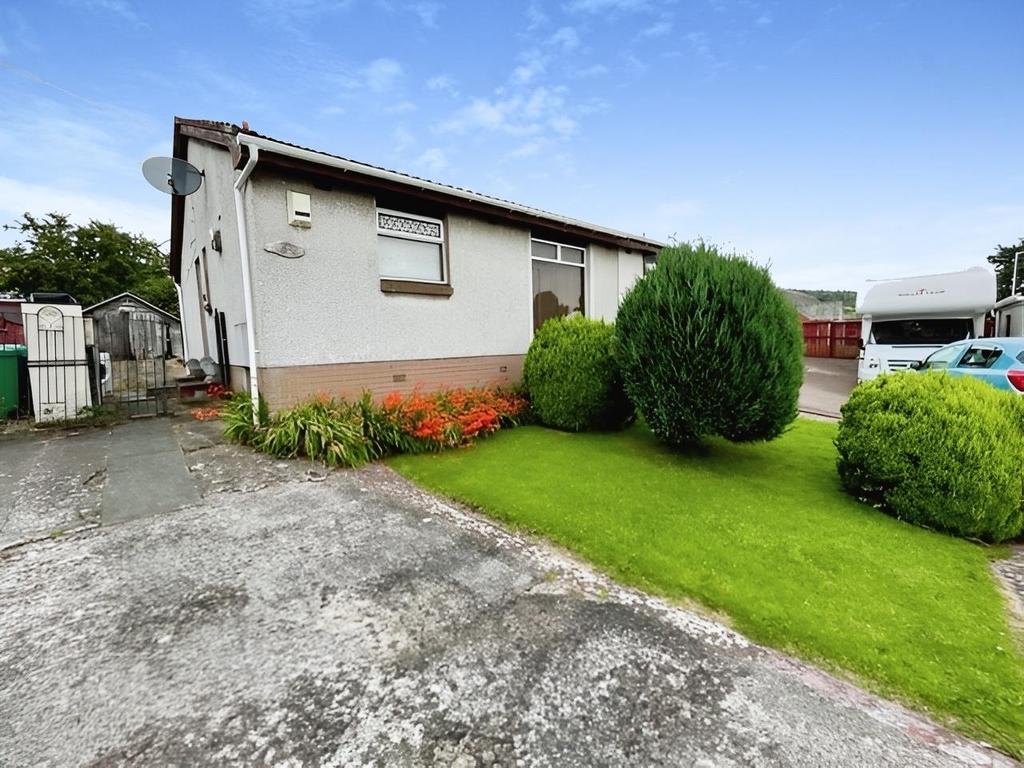 Hill Road, Ballingry, Lochgelly 2 bed semidetached bungalow for sale