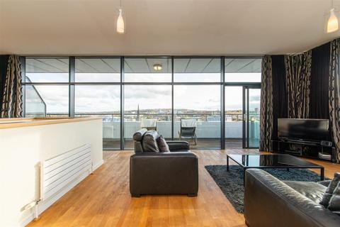 3 bedroom penthouse for sale, 55 Degrees North, Pilgrim Street, Newcastle Upon Tyne