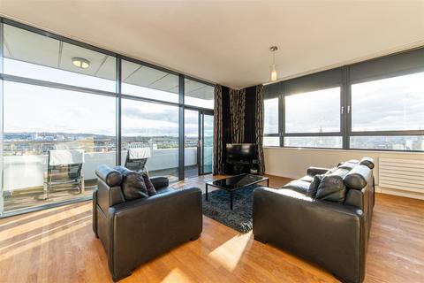 3 bedroom penthouse for sale, 55 Degrees North, Pilgrim Street, Newcastle Upon Tyne