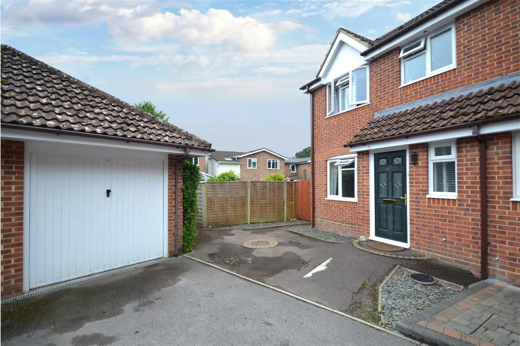 Pennine Way, Verwood 3 bed end of terrace house for sale £355,000