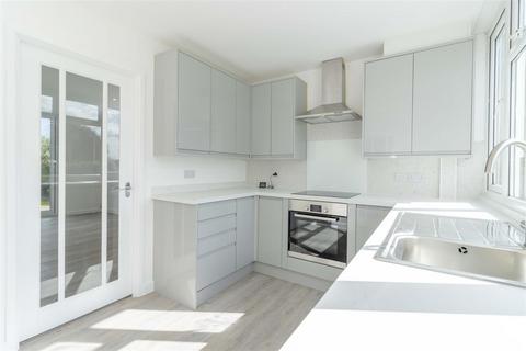 1 Ashacre Way, Worthing, BN13 2DP