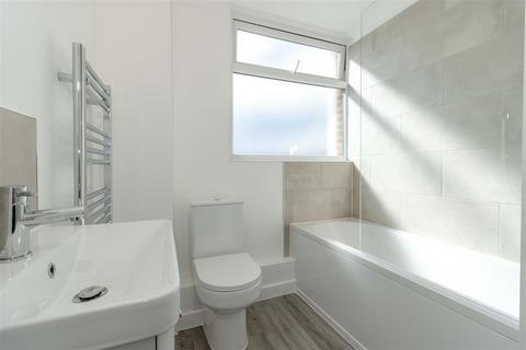 1 Ashacre Way, Worthing, BN13 2DP