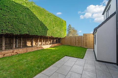 5 bedroom detached house for sale - Beech Avenue, Olney