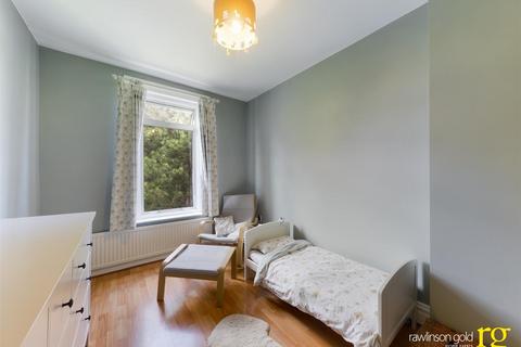 2 Hide Road, Harrow, HA1 4SF