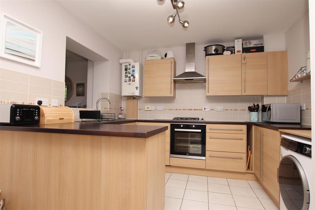 Kitchen Area.JPG