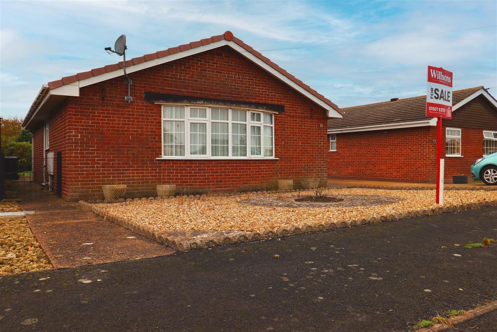 Marian Avenue, Mablethorpe 2 bed detached bungalow for sale £200,000
