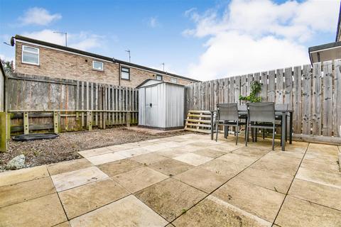 3 bedroom end of terrace house for sale, Hunsley Avenue, Hull