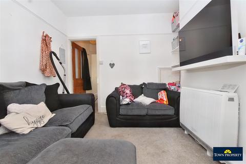 2 bedroom terraced house for sale - Artisans Dwellings, South Street, Eastbourne