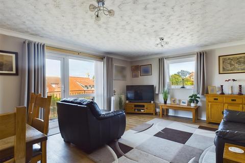 2 bedroom apartment for sale, Overstrand Road, Cromer