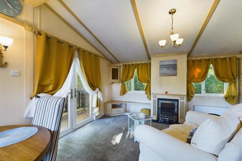 2 bedroom mobile home for sale - Northrepps Road, Northrepps, Cromer