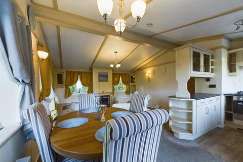 2 bedroom mobile home for sale - Northrepps Road, Northrepps, Cromer