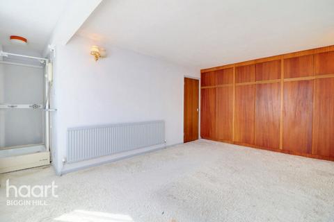 10 Temple Road, Biggin Hill, Westerham, TN16 3UH