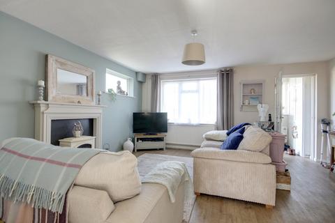 6 Higher Meadow, High Bickington, Umberleigh, EX37 9AW