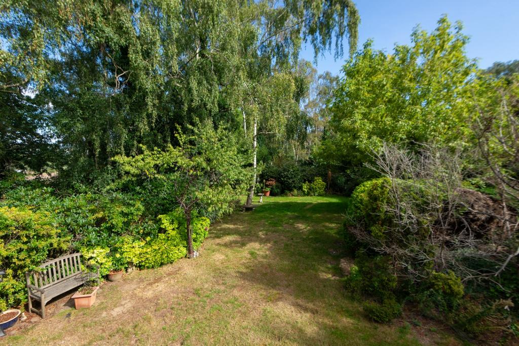 Birch Crescent, Aylesford 4 bed detached house for sale £600,000
