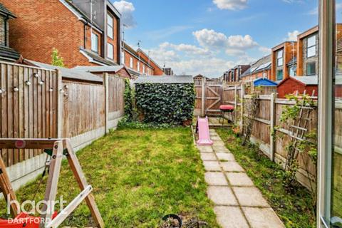 14 Callender Road, Erith, DA8 3DD