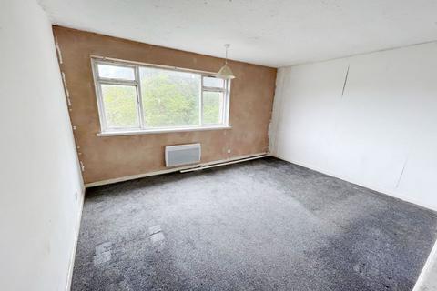 2 bedroom flat for sale - Jerviston Court, Motherwell ML1