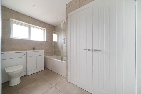 18 Bramshaw Close, Harestock, Winchester, SO22 6LT