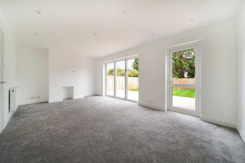 18 Bramshaw Close, Harestock, Winchester, SO22 6LT
